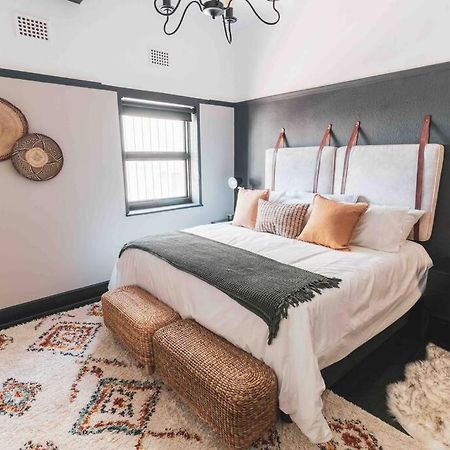 Cozy One-Bedroom In The Heart Of Sea Point Cape Town Exterior photo
