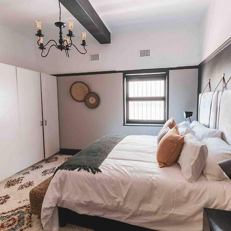Cozy One-Bedroom In The Heart Of Sea Point Cape Town Exterior photo