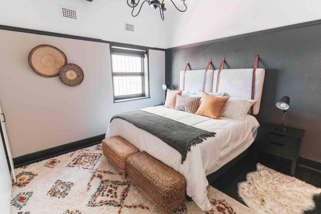 Cozy One-Bedroom In The Heart Of Sea Point Cape Town Exterior photo